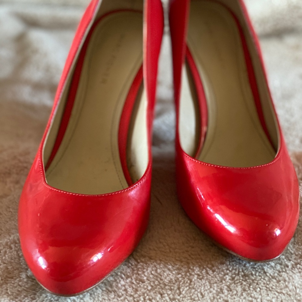 Red Marc Fisher heels size 8 1/2. Only worn once!